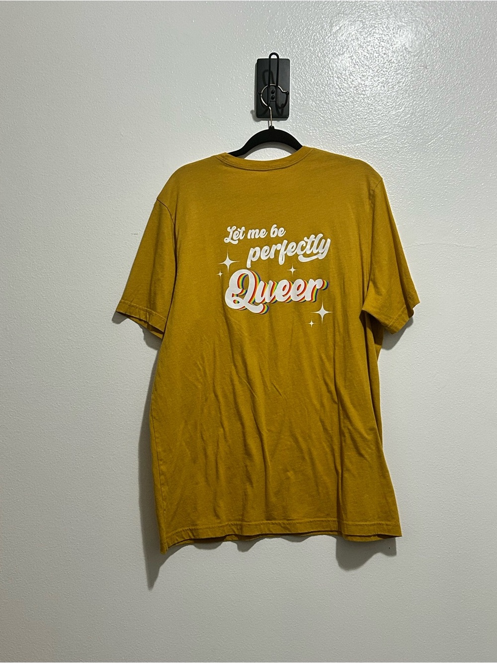 EUC LGBTQ Queer Rainbow Graphic Tee Mustard 2XL Gay Queer Lesbian Bisexual Pride